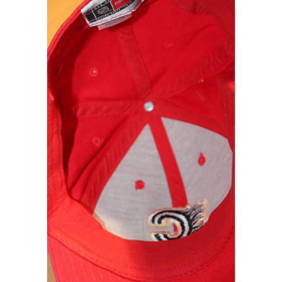 NHL Hockey Vintage Calgary Flames Stretch Baseball Hat Cap One Size Reebok Red - Picture 9 of 10